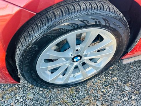 Used 2018 BMW 320i xDrive Sedan image 9