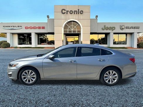 Used 2025 Chevrolet Malibu LT image 6