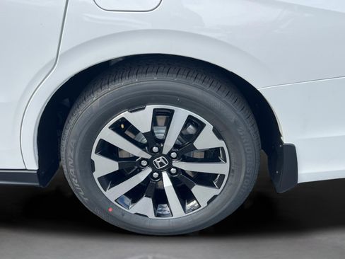 New 2026 Honda Odyssey EX-L image 35