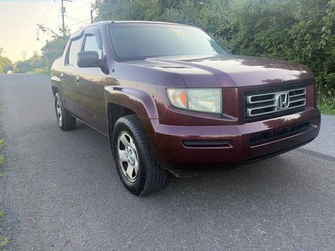 Used 2007 Honda Ridgeline RT image 2