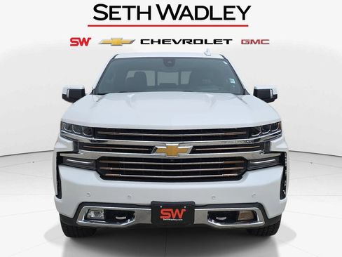 Used 2022 Chevrolet Silverado 1500 High Country w/ Technology Package AWD/4WD image 2