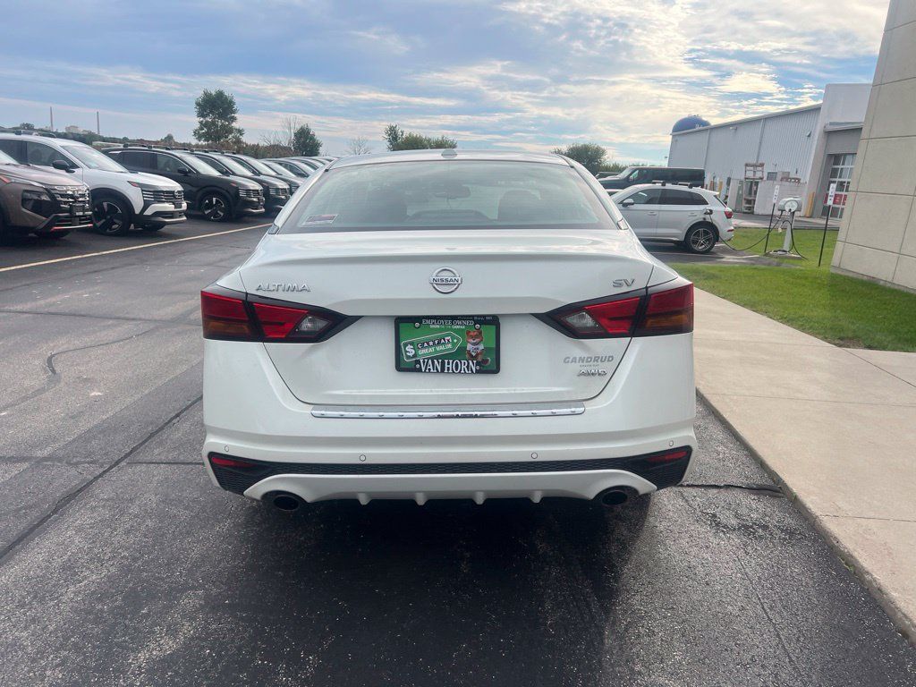 Used 2020 Nissan Altima 2.5 SV AWD/4WD image 6