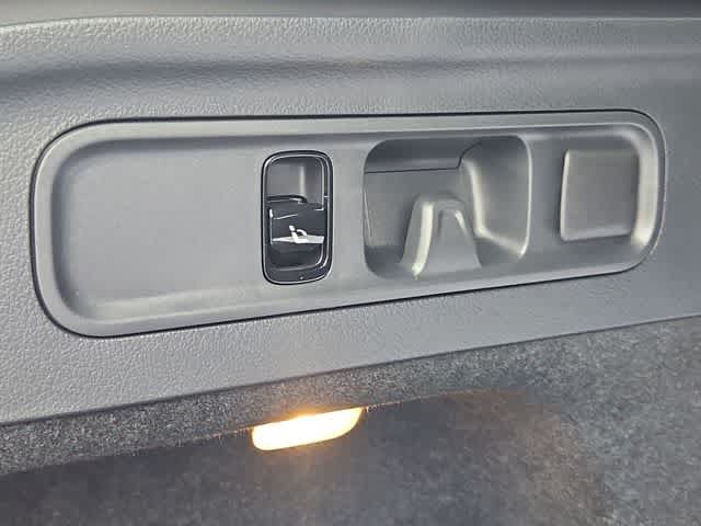 Certified 2026 Mercedes-Benz GLC 300 4MATIC image 41