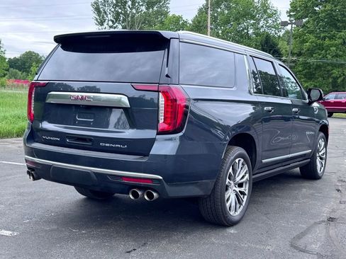 Used 2021 GMC Yukon XL Denali w/ Denali Premium Package AWD/4WD image 6