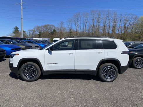 New 2026 Jeep Cherokee Laredo AWD/4WD image 2