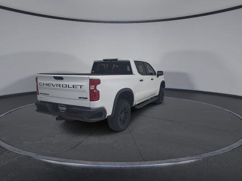 Used 2025 Chevrolet Silverado 1500 ZR2 w/ Technology Package AWD/4WD image 14