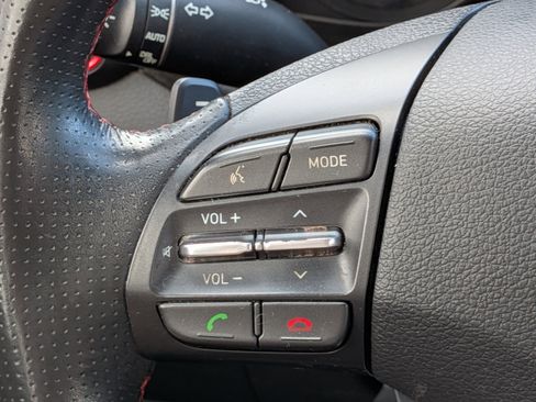 Used 2018 Hyundai Elantra GT Sport image 23