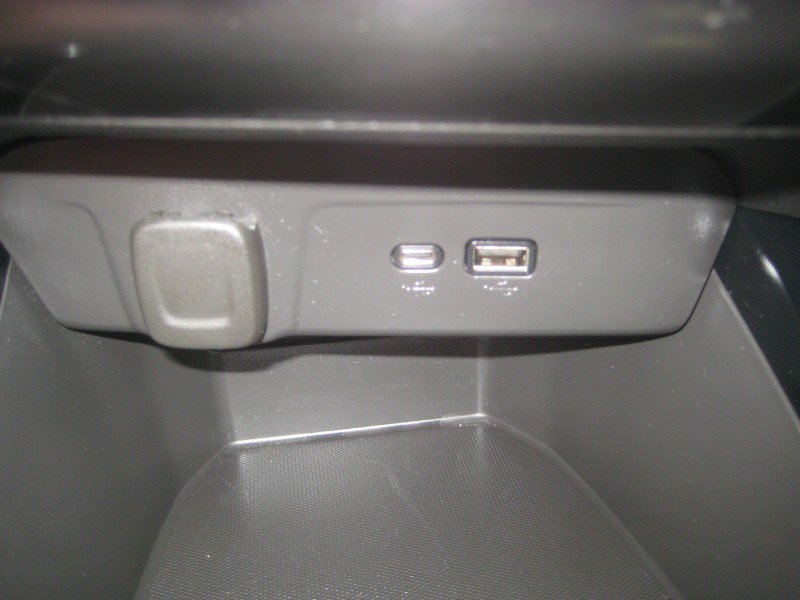 Used 2024 Chevrolet Trax LT w/ Driver Confidence Package FWD image 16