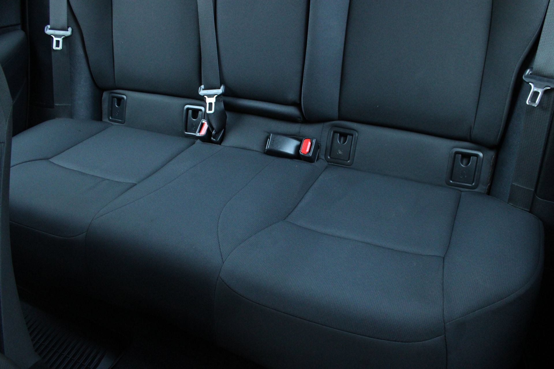 Used 2025 Toyota Corolla LE FWD image 17