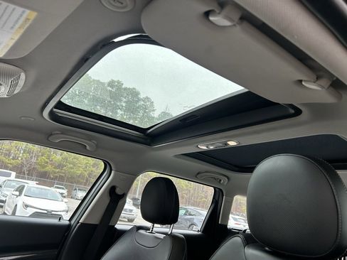 Used 2017 MINI Cooper Clubman S image 6