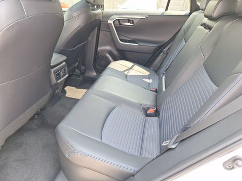 Used 2024 Toyota RAV4 XSE AWD/4WD image 31