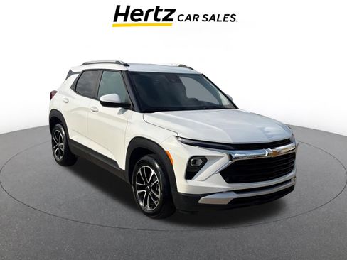 Used 2025 Chevrolet TrailBlazer LT image 1