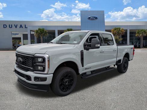 New 2026 Ford F250 Lariat w/ Black Appearance Package image 8