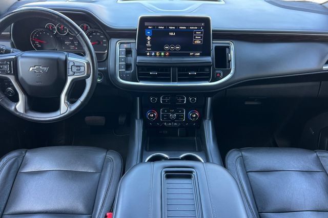 Used 2021 Chevrolet Suburban Z71 w/ Z71 Signature Package AWD/4WD image 15