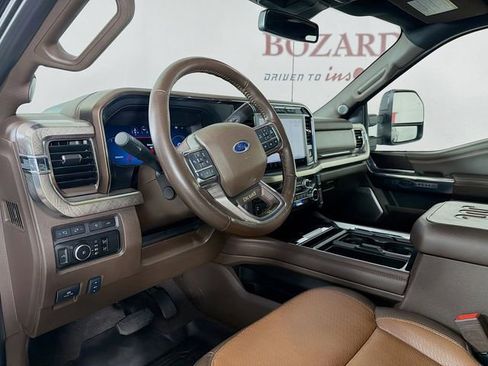 Used 2023 Ford F250 King Ranch w/ FX4 Off-Road Package AWD/4WD image 11