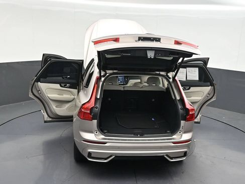 Used 2025 Volvo XC60 T8 Plus w/ Protection Package Premier AWD/4WD image 30