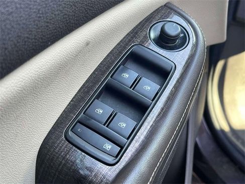 Used 2015 Chevrolet Malibu LT w/ Power Convenience Package image 15