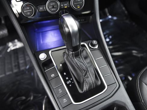 Used 2021 Volkswagen Jetta SEL image 24