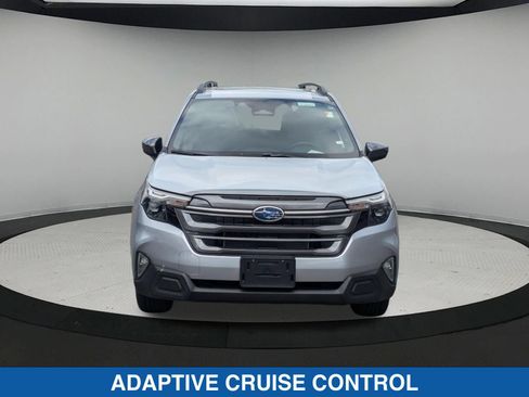 Certified 2025 Subaru Forester Premium AWD/4WD image 9