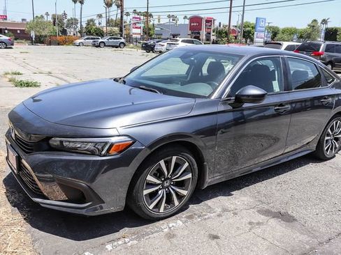 Used 2024 Honda Civic EX image 4