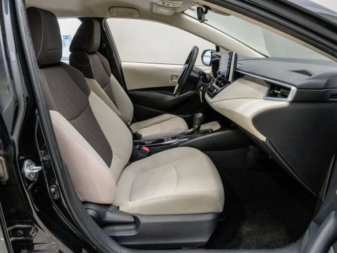 Used 2021 Toyota Corolla LE FWD image 36