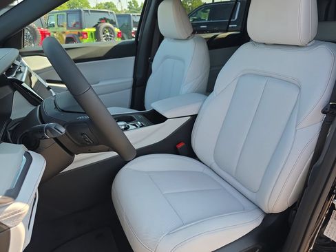 New 2026 Jeep Cherokee Limited AWD/4WD image 15