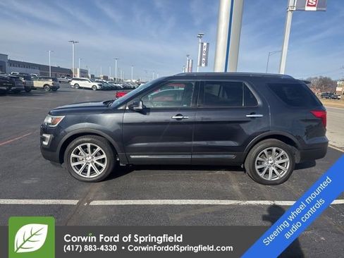 Used 2017 Ford Explorer Limited image 4