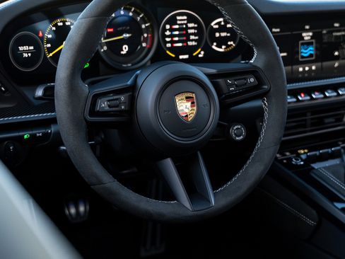 Used 2022 Porsche 911 GT3 image 29