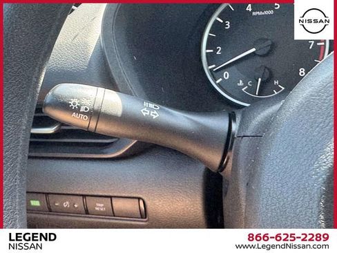 Used 2024 Nissan Sentra S FWD image 21
