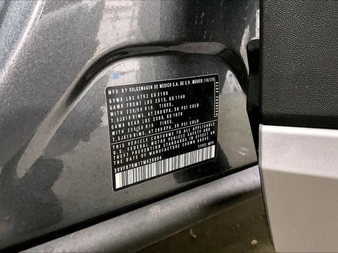 New 2026 Volkswagen Tiguan SE image 34