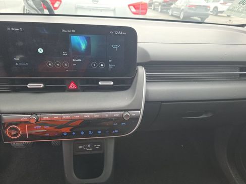 Used 2025 Hyundai Ioniq 5 SE RWD image 12