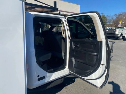 Used 2016 RAM 4500 Tradesman image 29