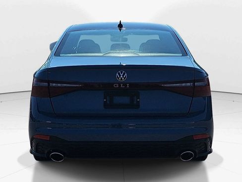 Used 2025 Volkswagen Jetta GLI Autobahn FWD image 7