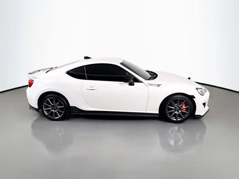 Used 2018 Subaru BRZ tS image 5