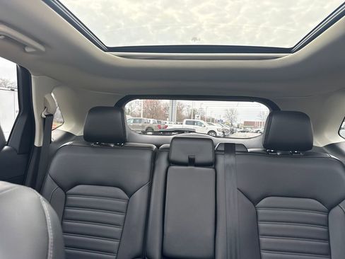 Used 2024 Ford Edge SEL w/ Convenience Package image 41