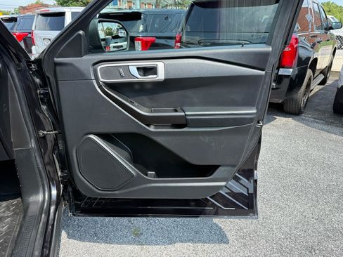 Used 2022 Ford Explorer 4WD Police Interceptor image 31