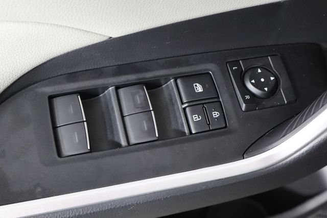 Used 2025 Toyota RAV4 XLE w/ Convenience Package FWD image 20