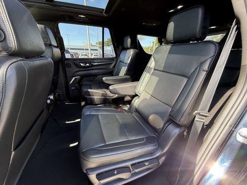 Used 2023 GMC Yukon Denali image 30