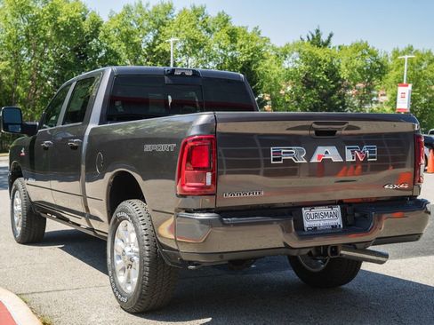 New 2026 RAM 2500 Laramie AWD/4WD image 5