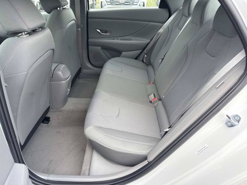 New 2026 Hyundai Elantra SE FWD image 10