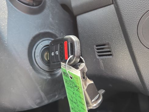 Used 2019 Honda Fit LX image 38