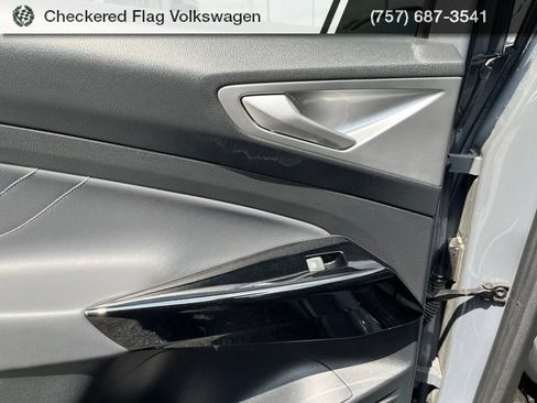 Used 2023 Volkswagen ID.4 Pro S RWD image 25