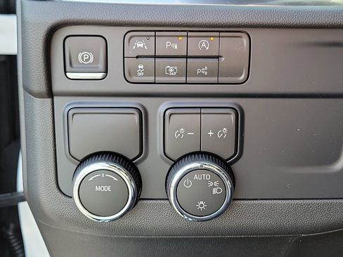 New 2026 Chevrolet Tahoe LT image 13