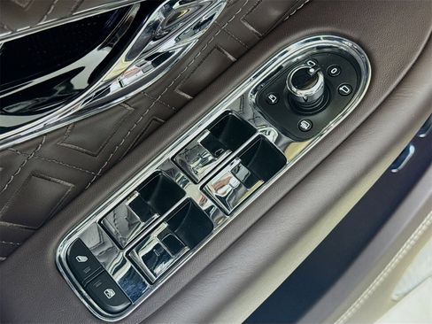 Certified 2024 Bentley Continental GT image 17