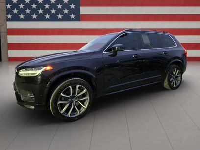 Used 2018 Volvo XC90 T6 Momentum w/ Convenience Package