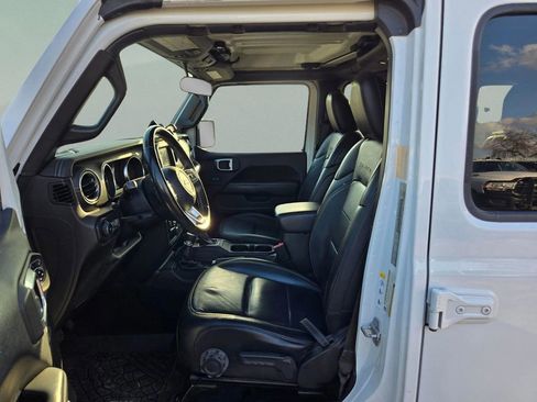 Used 2020 Jeep Wrangler Unlimited Sahara w/ Dual Top Group image 19