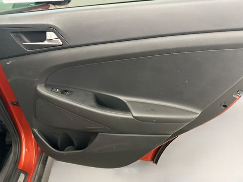 Used 2016 Hyundai Tucson Limited w/ Option Group 03 AWD/4WD image 33