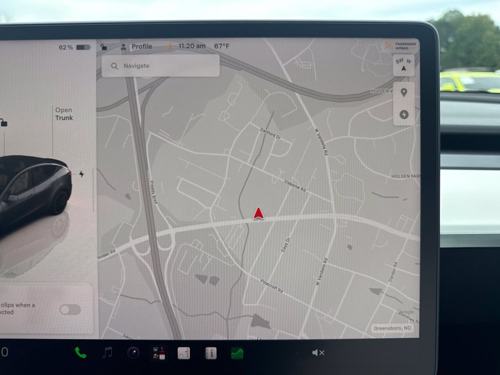 Used 2022 Tesla Model Y Performance AWD/4WD image 16