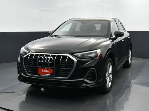 Used 2022 Audi Q3 2.0T Premium image 4