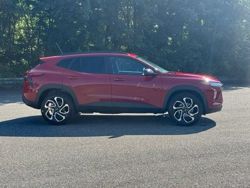 New 2026 Chevrolet Trax RS w/ Driver Confidence Package FWD image 9